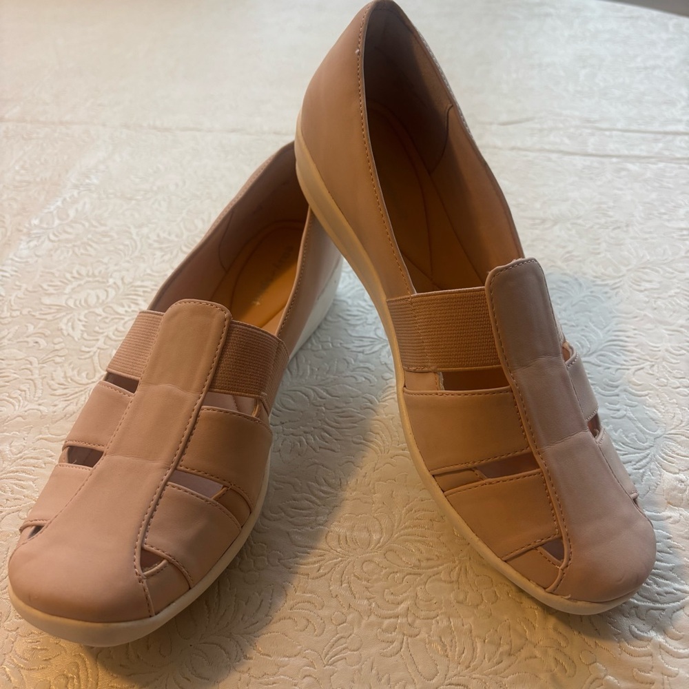 Easy Spirit Black Alani Slip-On Fisherman Flats, Size 8